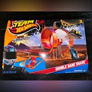 2011 Hotwheels Double Double Snare